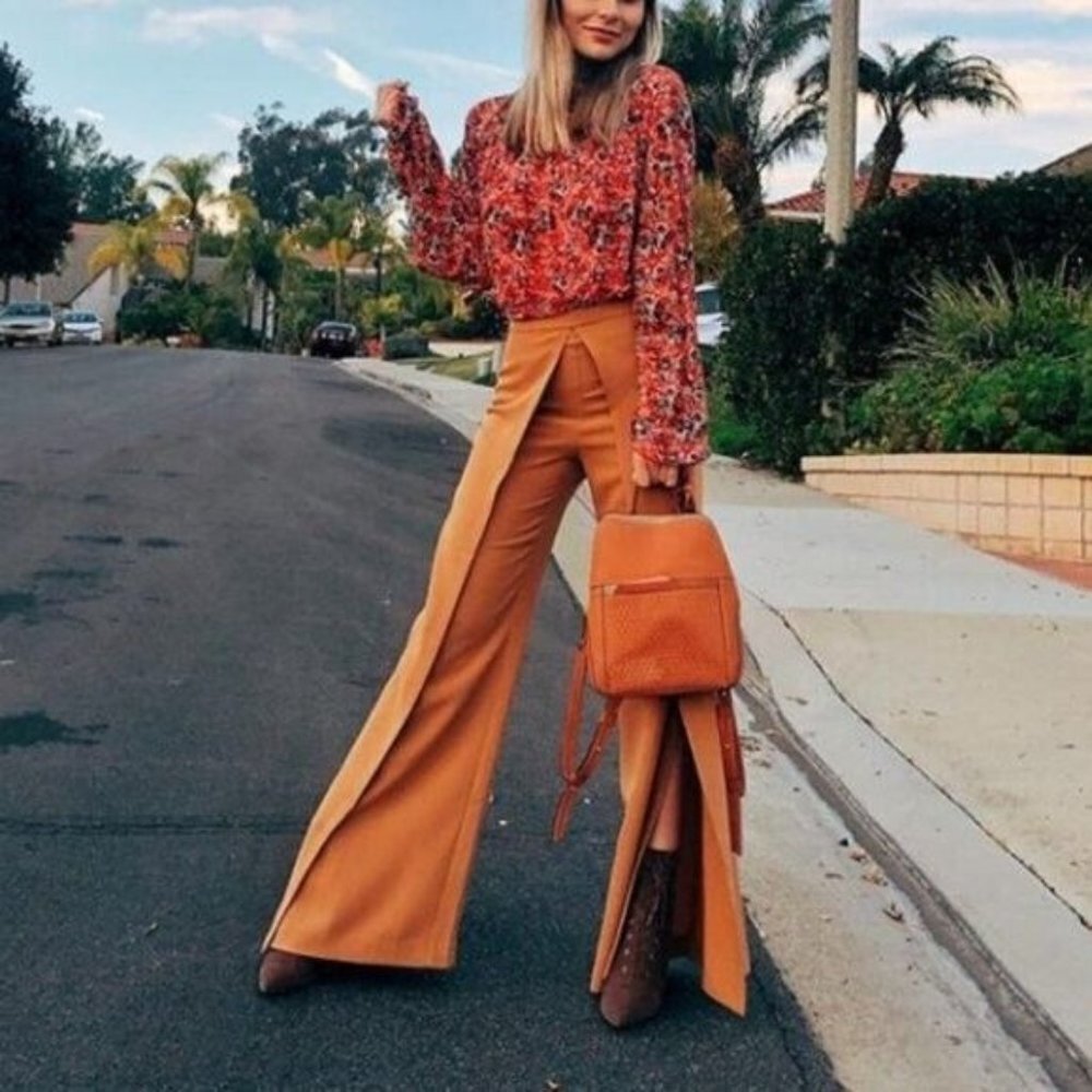 Likely, Wide Leg Overlay Front Pants in Camel, size 10, EUC